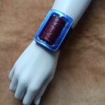 manchette cuir, bracelet cuir large, boucle vintage, bijou artisanal, cuir recyclé, création française, Dordogne